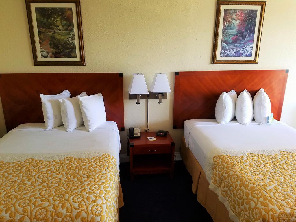 Days Inn & Suites By Wyndham Clermont Esterno foto