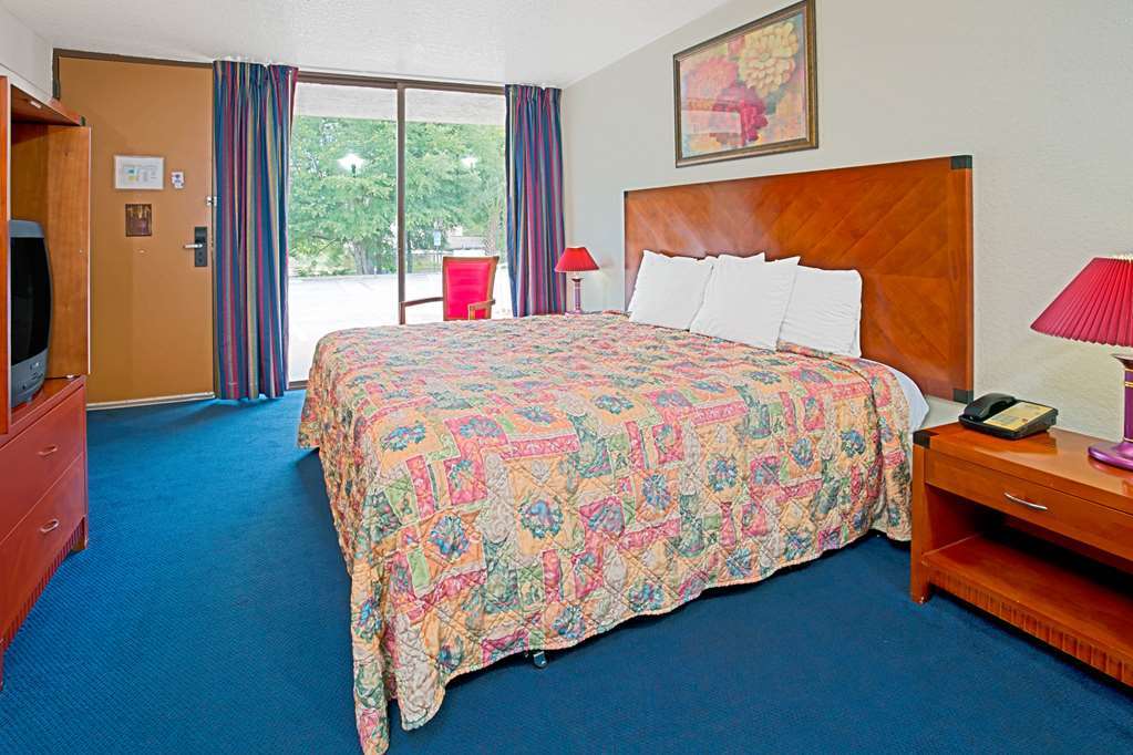 Days Inn & Suites By Wyndham Clermont Camera foto
