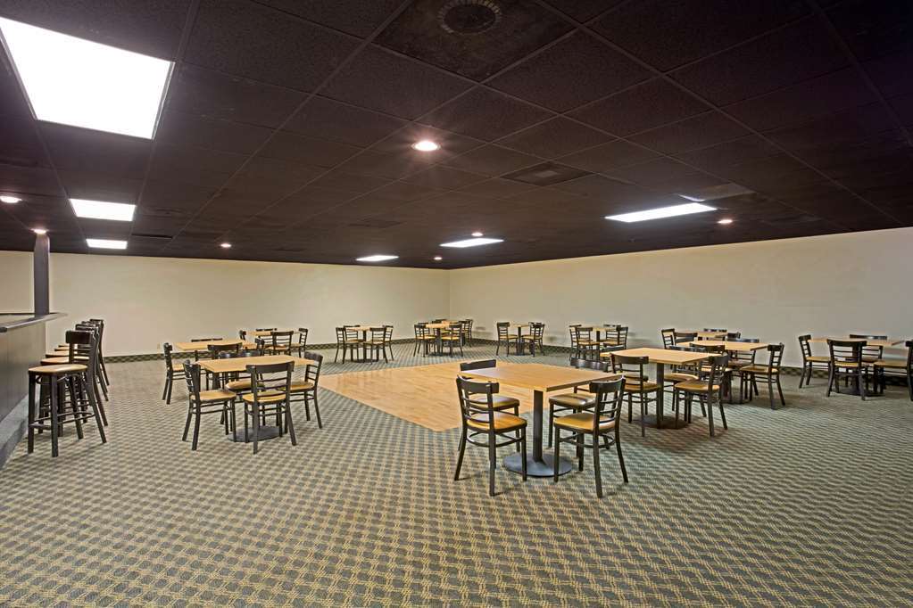 Days Inn & Suites By Wyndham Clermont Servizi foto
