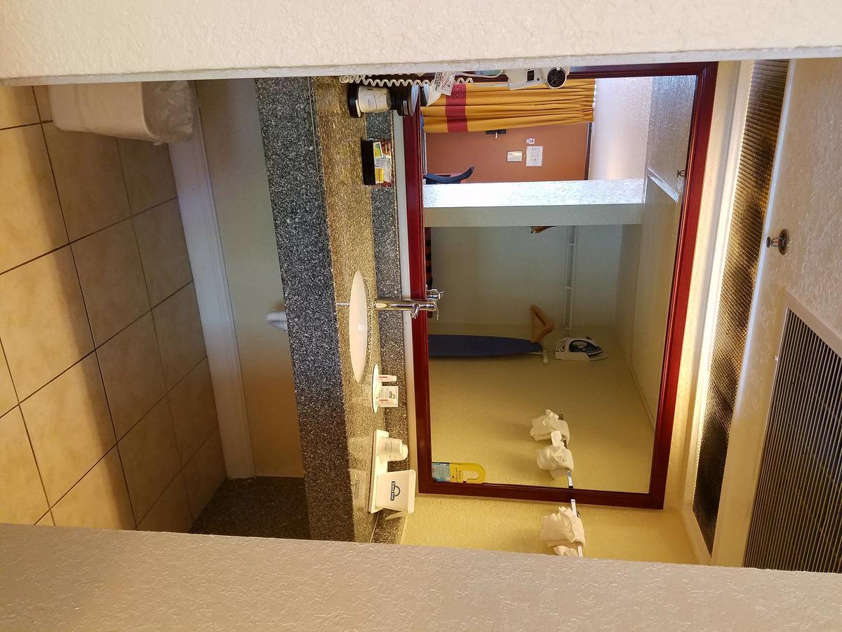 Days Inn & Suites By Wyndham Clermont Esterno foto