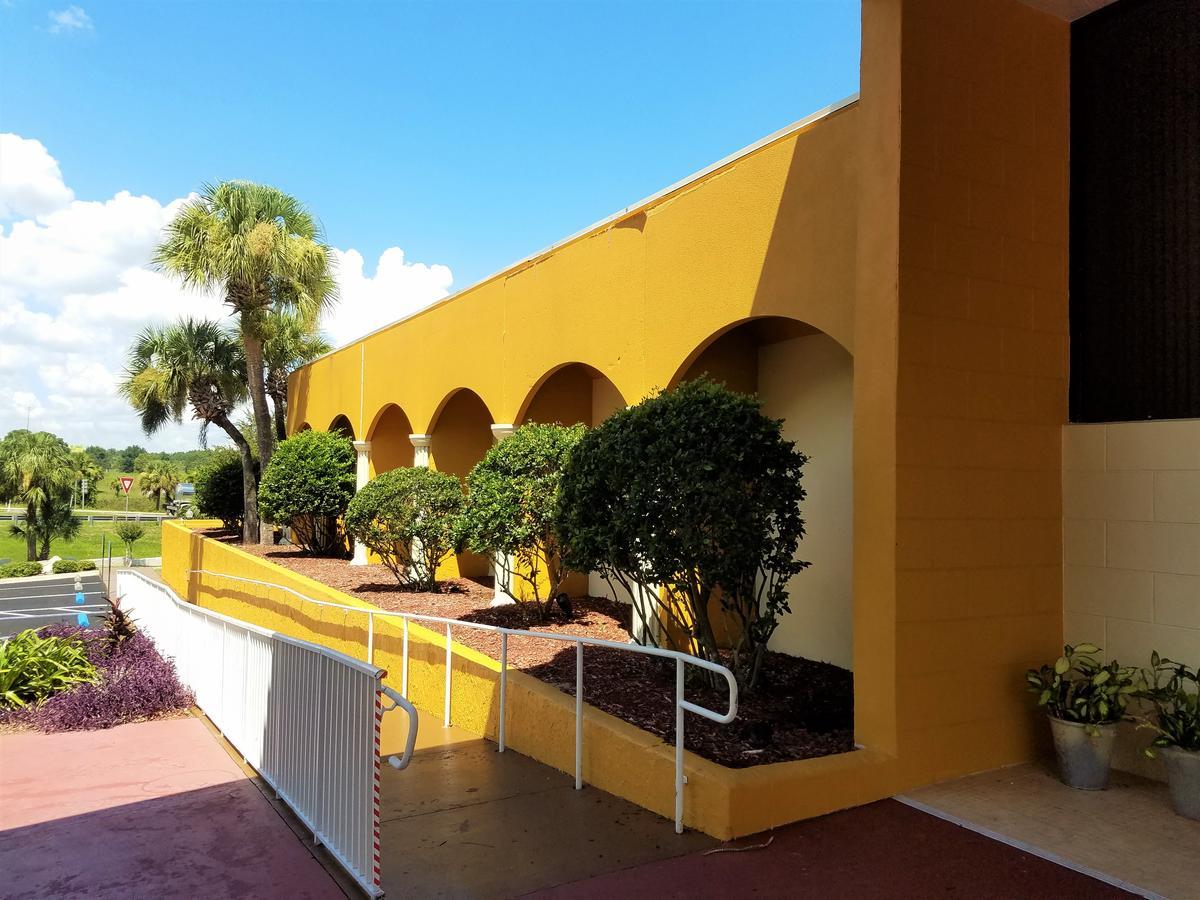 Days Inn & Suites By Wyndham Clermont Esterno foto