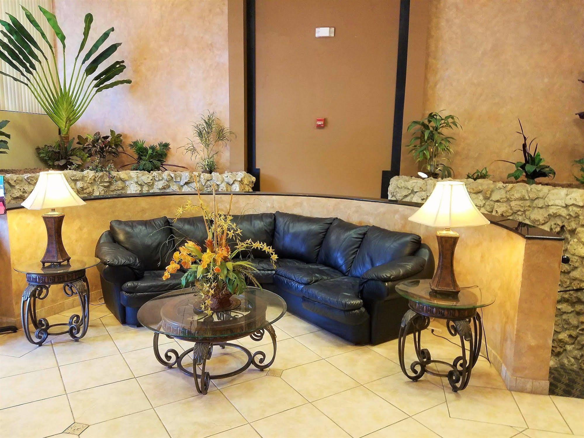 Days Inn & Suites By Wyndham Clermont Esterno foto