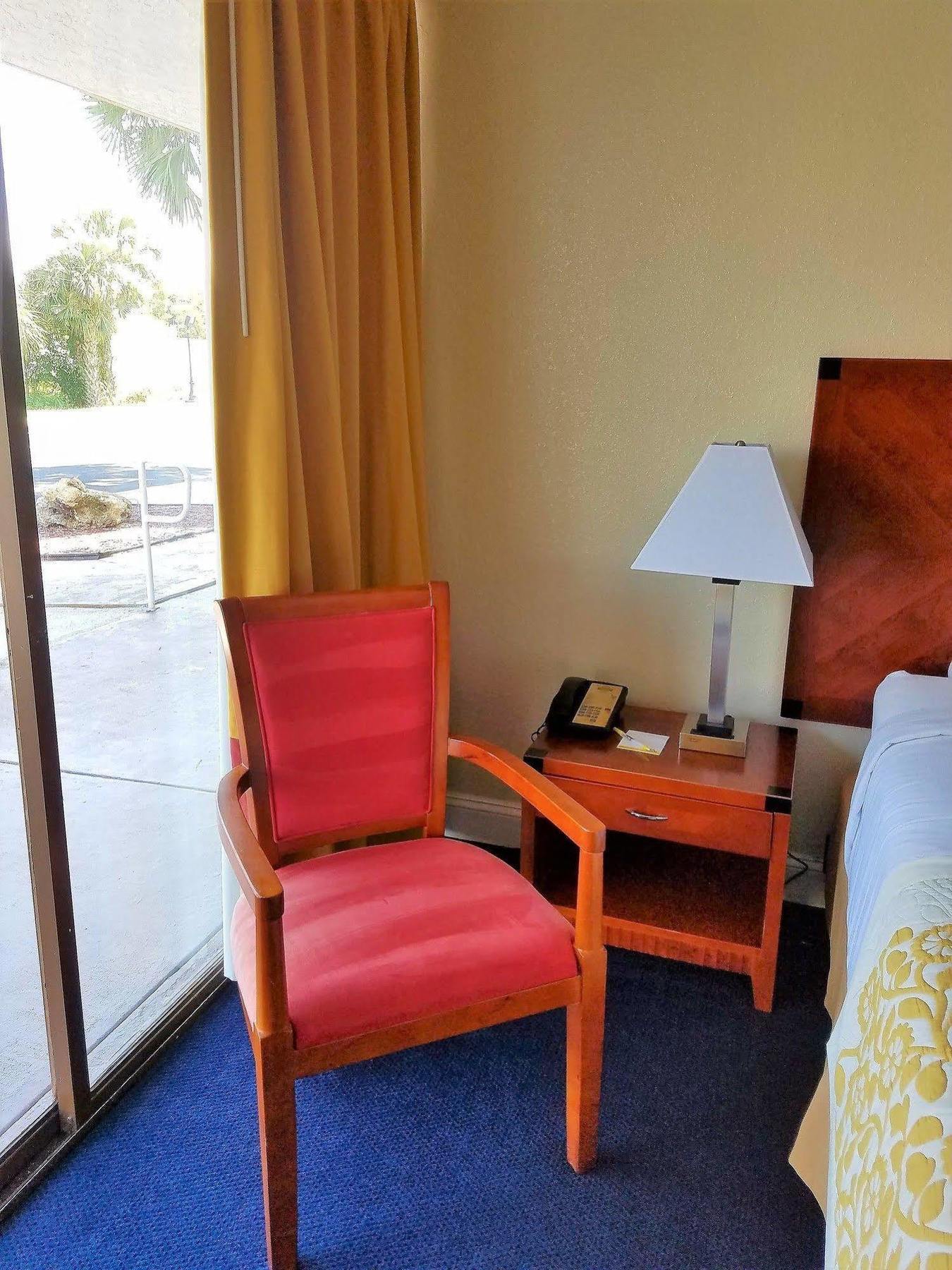 Days Inn & Suites By Wyndham Clermont Esterno foto